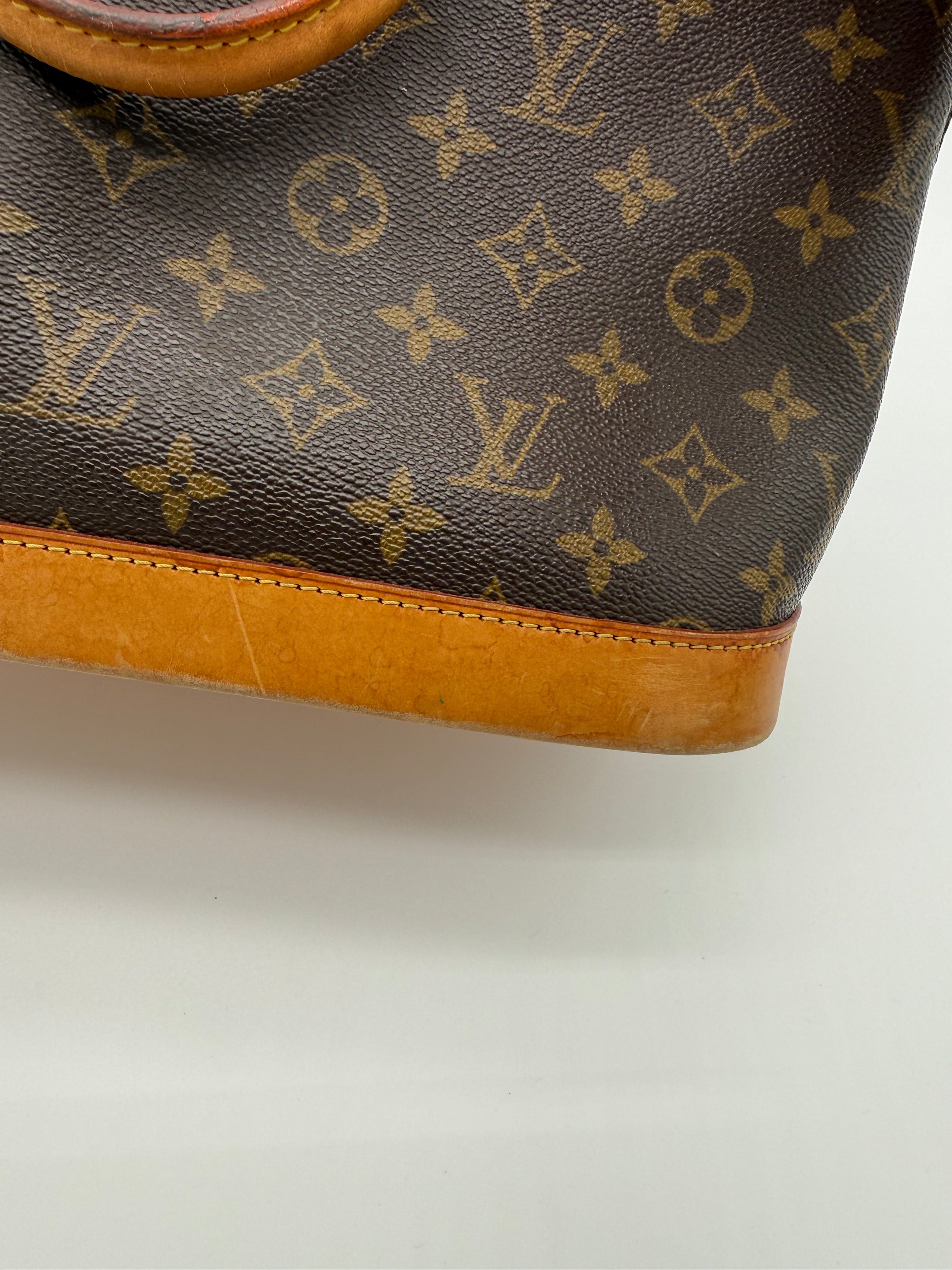 Louis Vuitton Alma