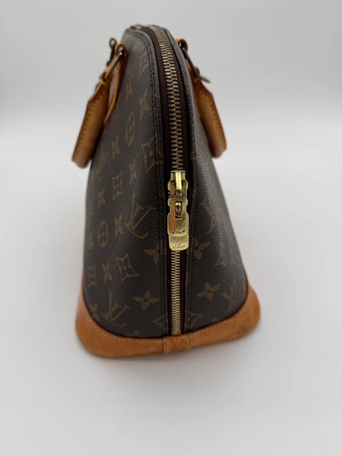 LOUIS VUITTON ALMA