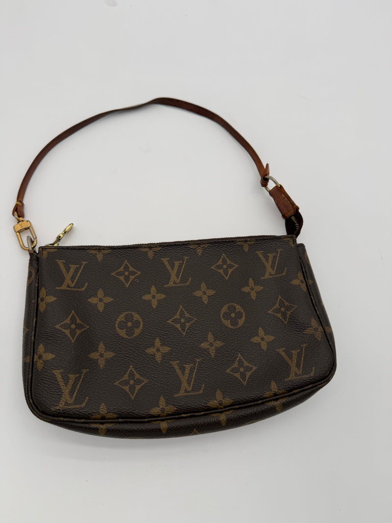 Louis vuitton pochette accessoire