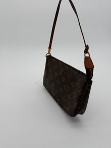 Louis vuitton pochette accessoire