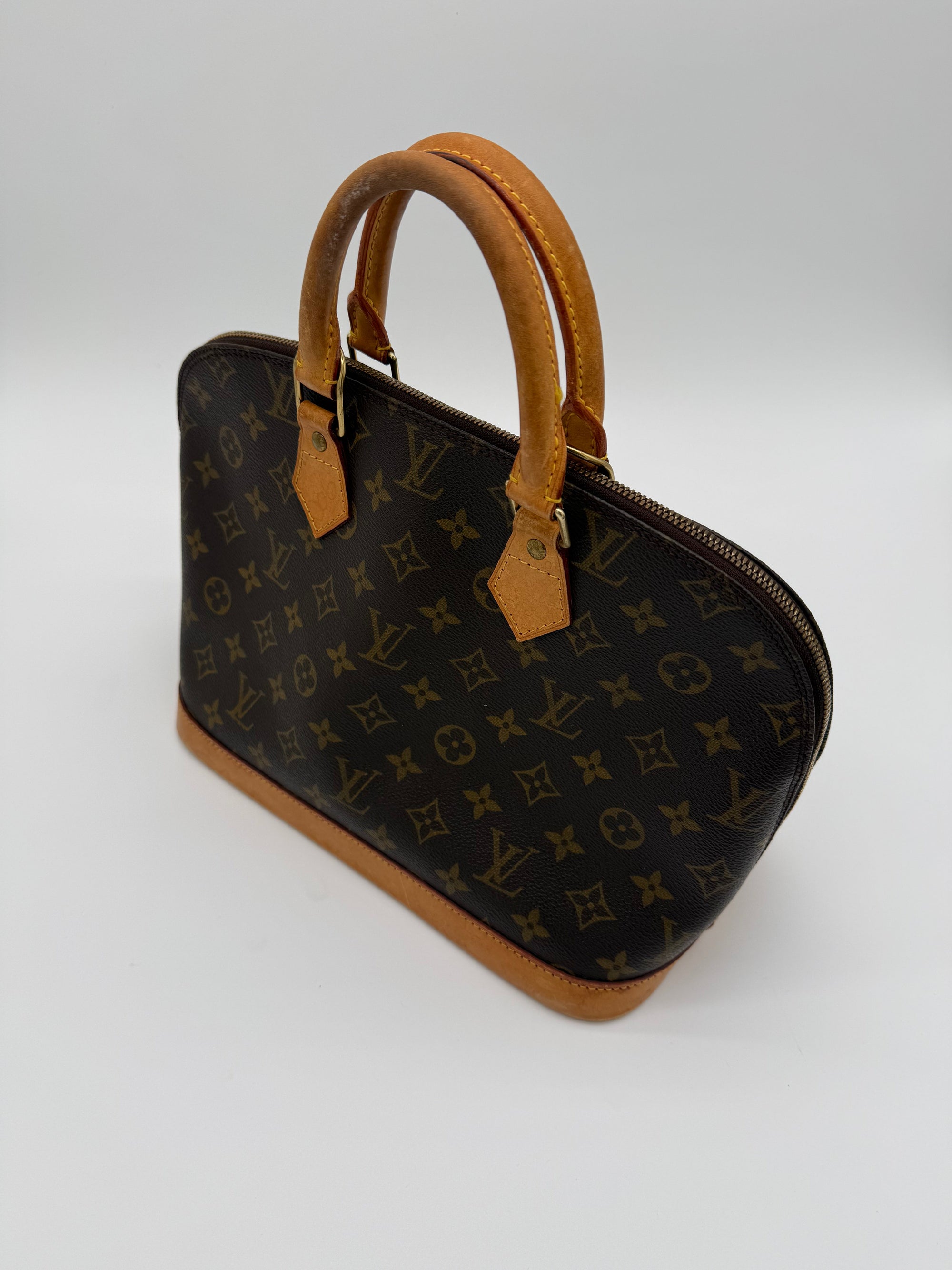 Louis Vuitton Alma