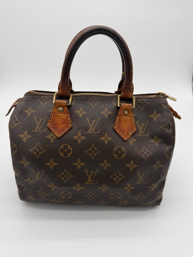 Louis Vuitton Speedy 25
