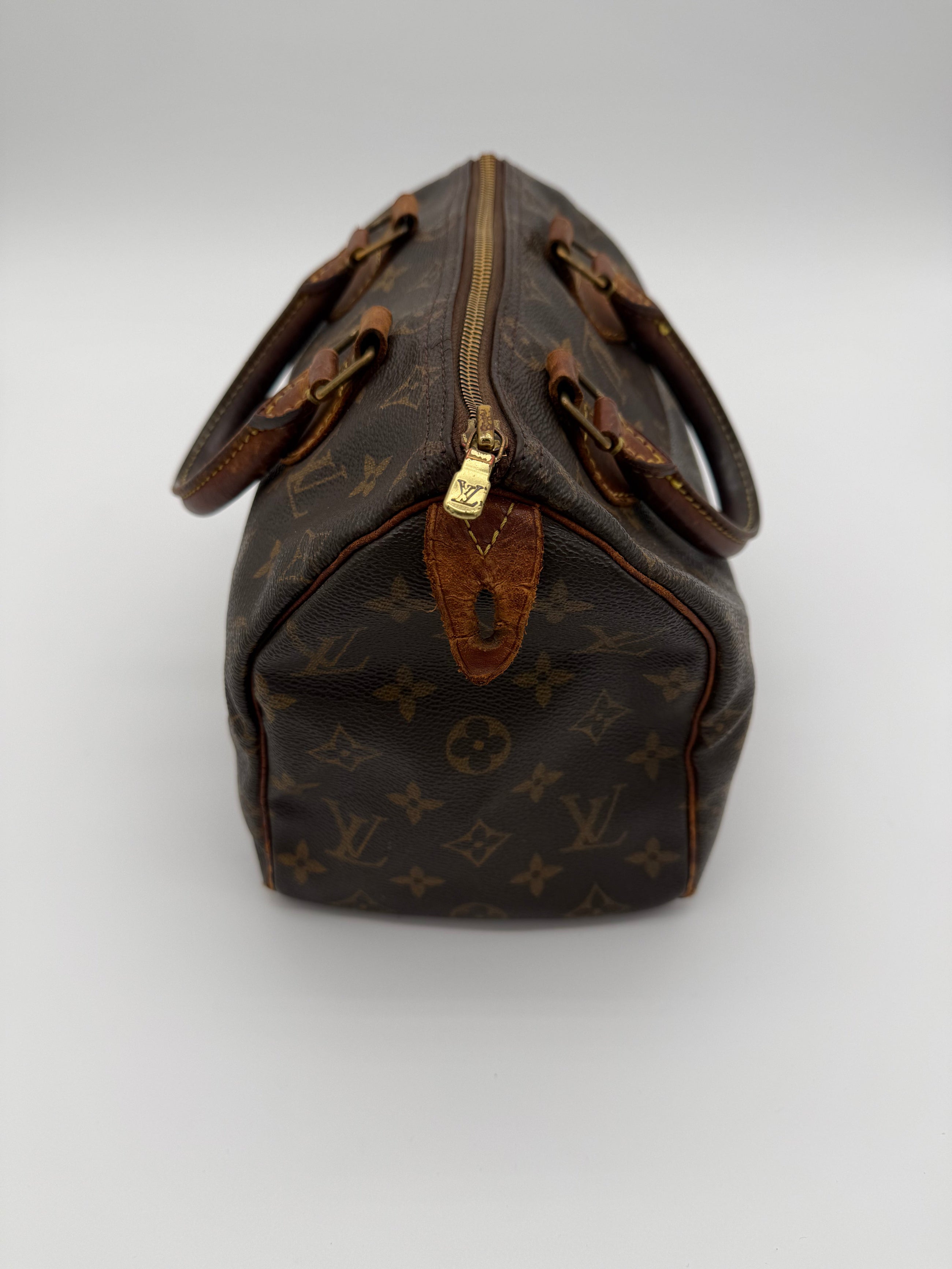 Louis Vuitton Speedy 25