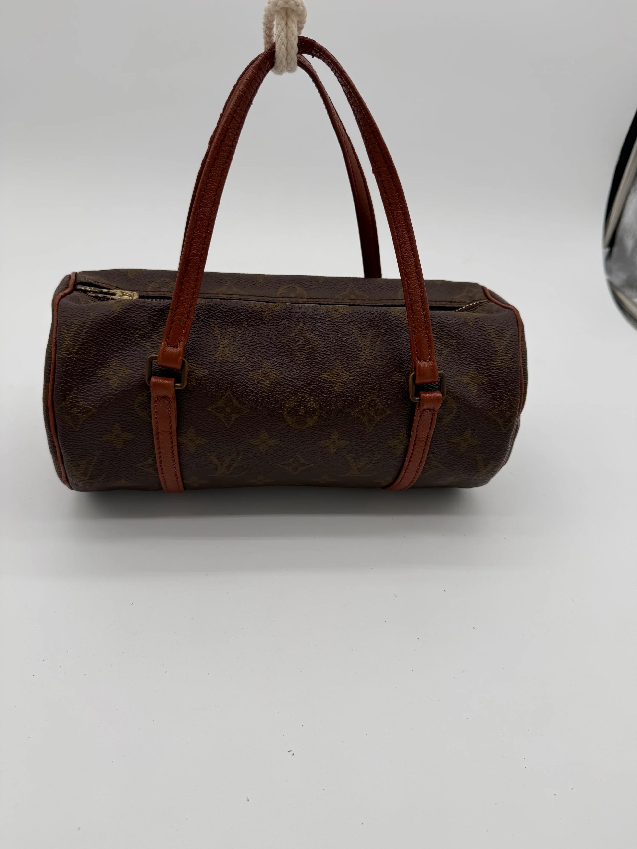 Louis Vuitton Papillon 26